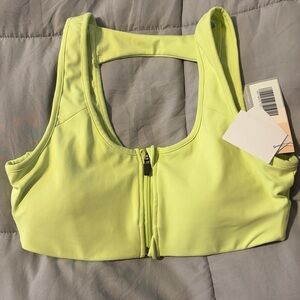 Just Fab Active sports bra NWT Size Medium